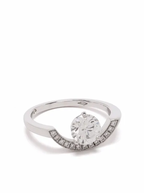 Loyal.e Paris bague Intrépide en or blanc recyclé 18ct pavée de diamants