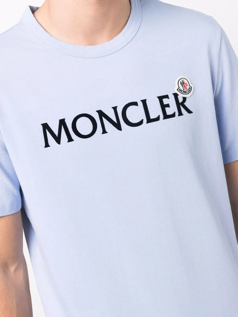 фото Moncler футболка с нашивкой-логотипом