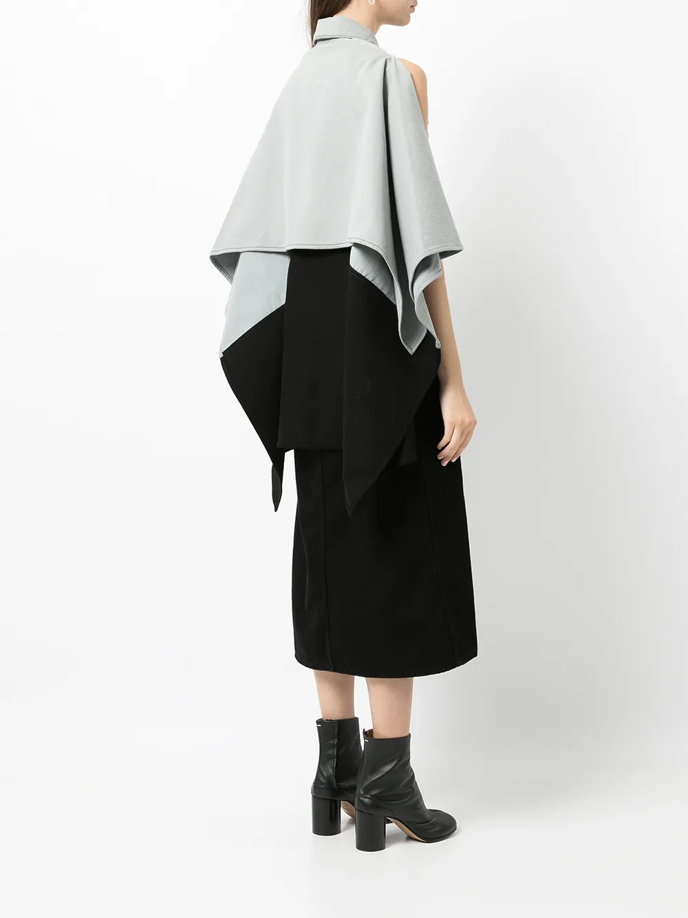 фото Mm6 maison margiela платье с драпировкой и рукавами-кейп