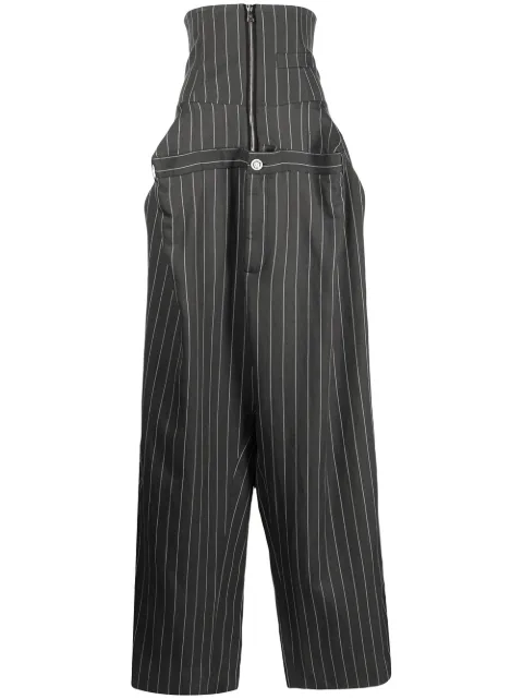 Natasha Zinko pantalones a rayas diplomáticas