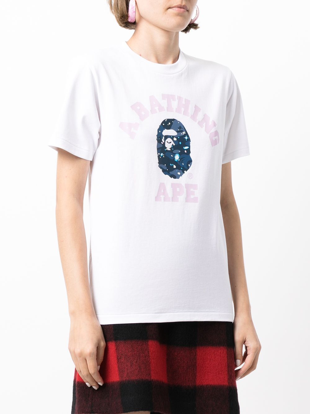 фото A bathing ape® футболка с графичным принтом