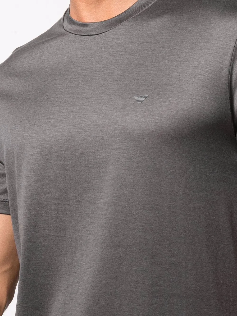 фото Emporio armani футболка с логотипом