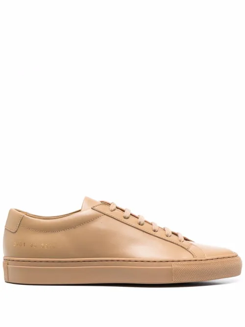 Baskets lacées à fini poli - Common Projects - Modalova