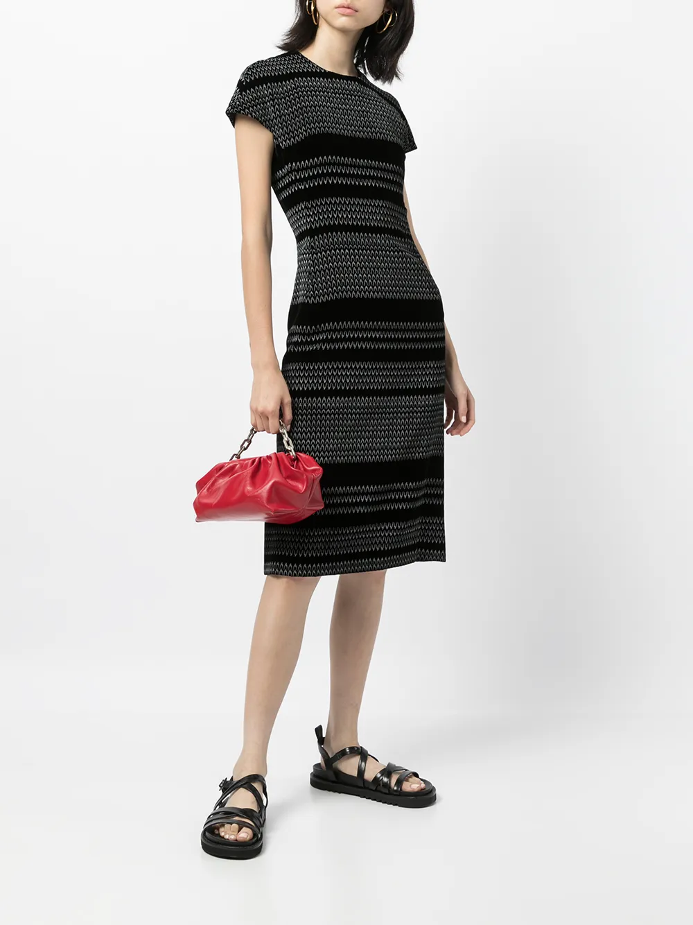 фото Alaïa pre-owned полосатое платье с короткими рукавами