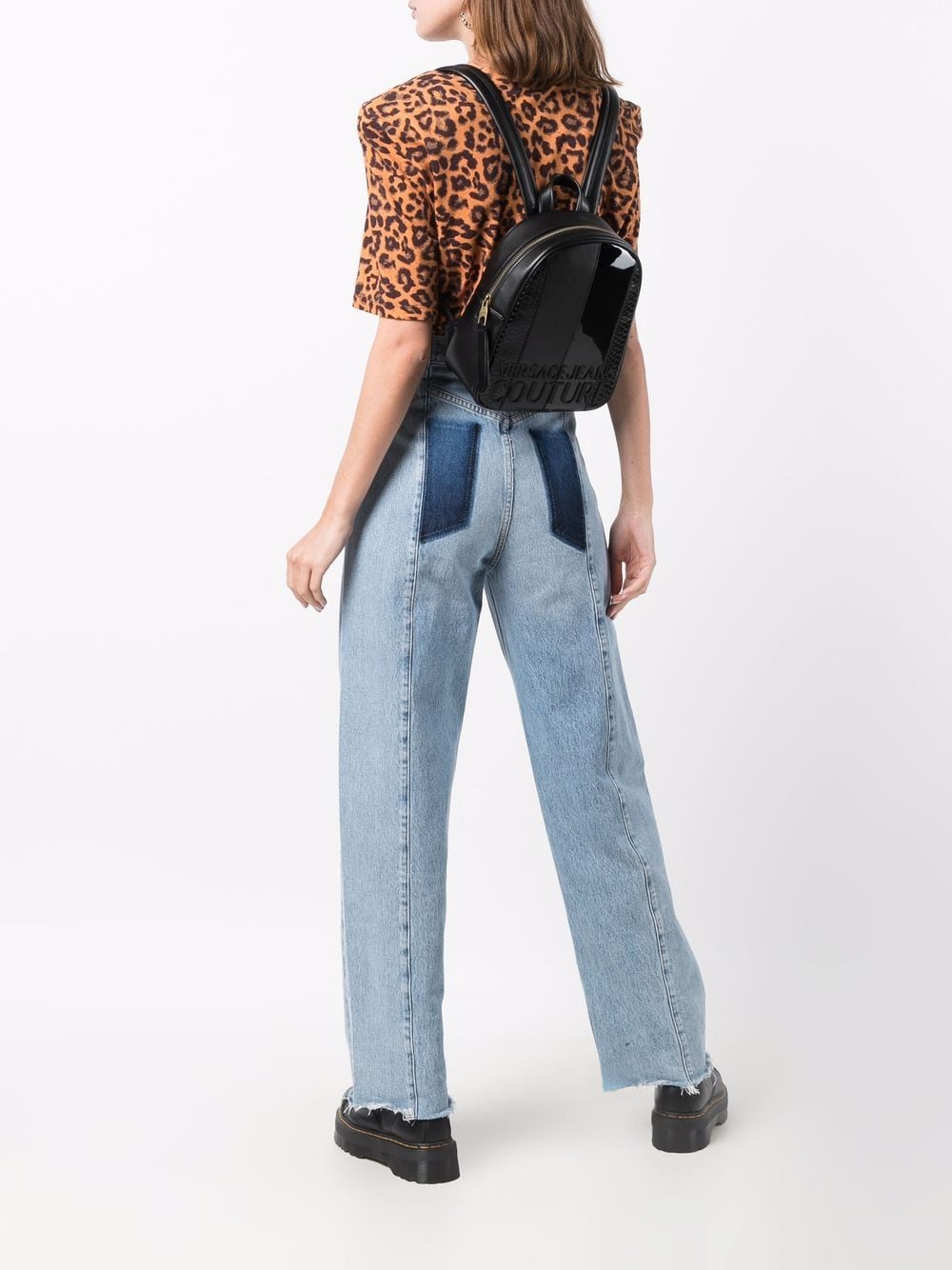 фото Versace jeans couture рюкзак с тиснением под кожу крокодила