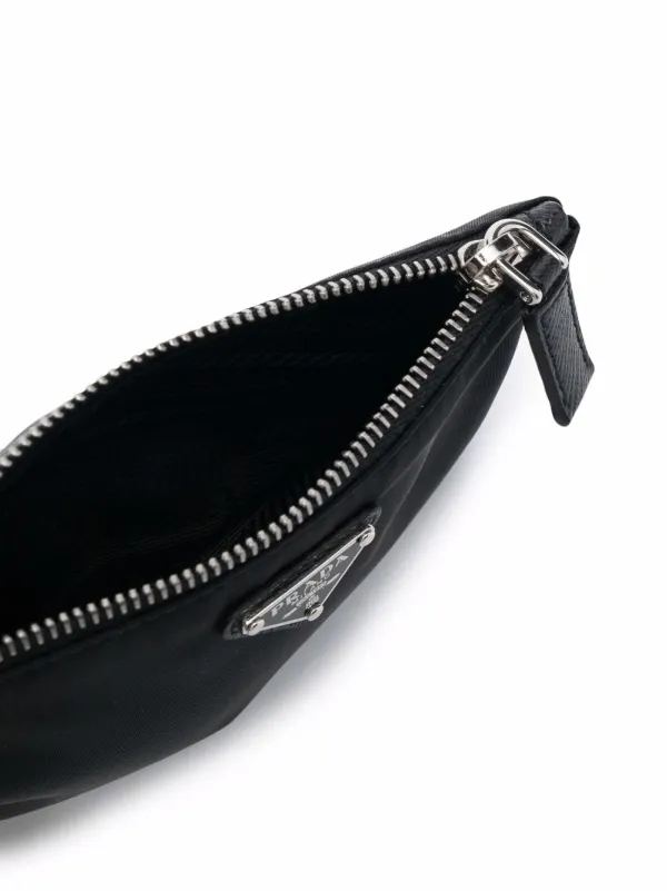 Prada トライアングルロゴ ポーチ | ブラック | FARFETCH JP