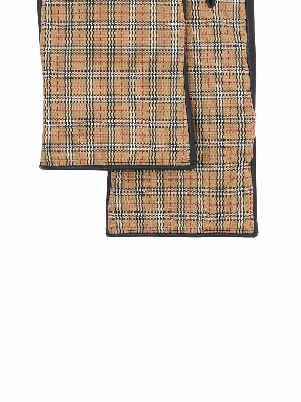 фото Burberry перчатки в клетку vintage check