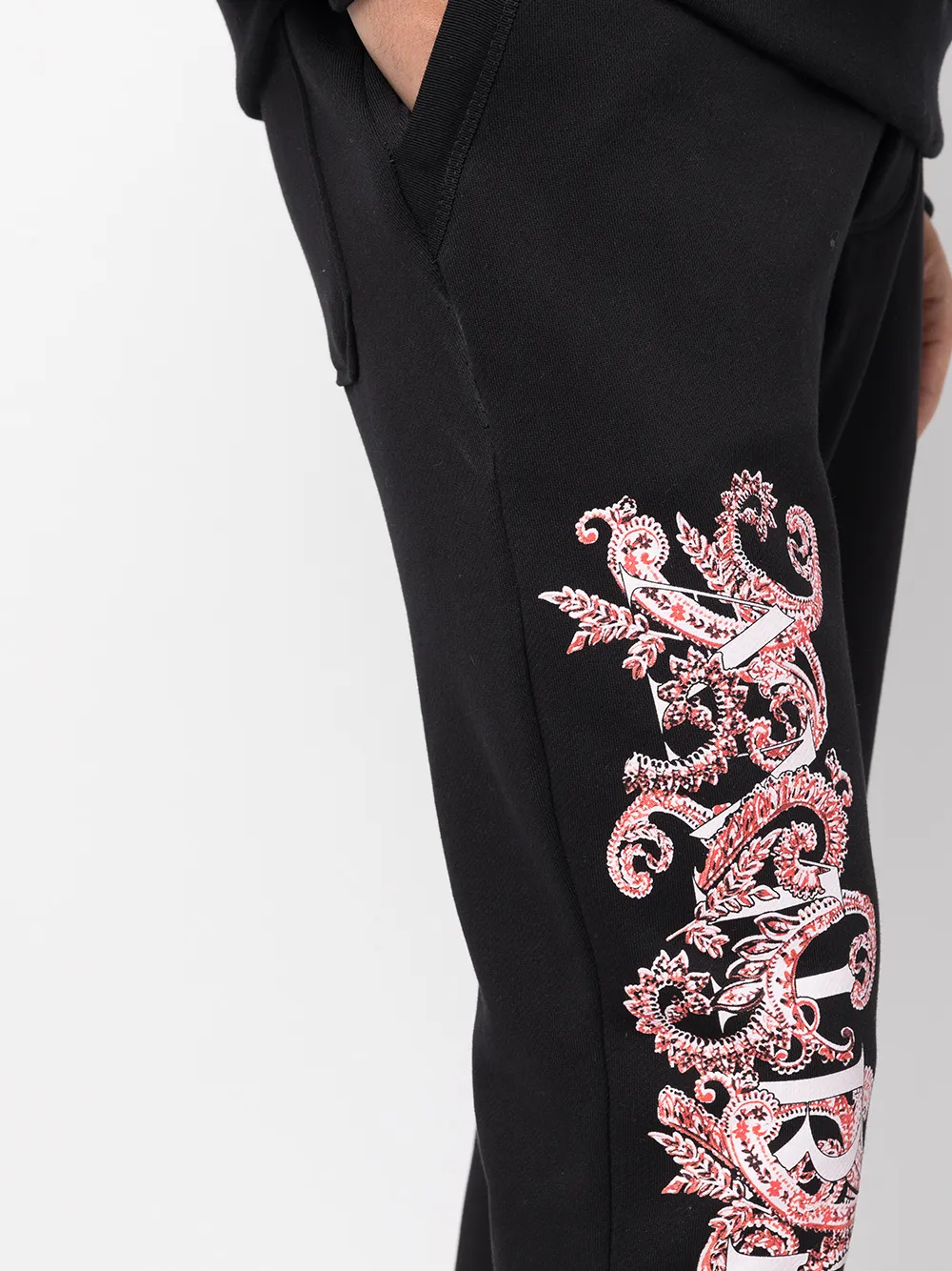 фото Amiri спортивные шорты с принтом пейсли