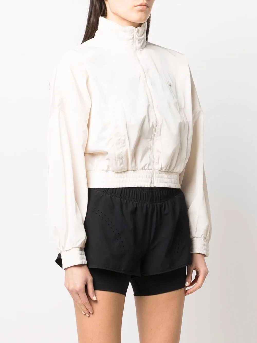 фото Adidas спортивная куртка с высоким воротником