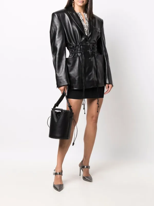 【関税&送料込】Roger Vivier Black Leather Bucket Bag Tres V Roger Vivier | Tres Vivier black bag | Savannahs
