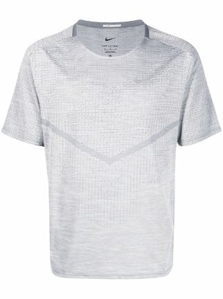 Nike dri fit shirt best sale washing instructions