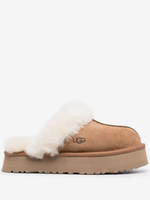 UGG صندل 'ديسكيت' شمواه ببطانة شيرلنغ