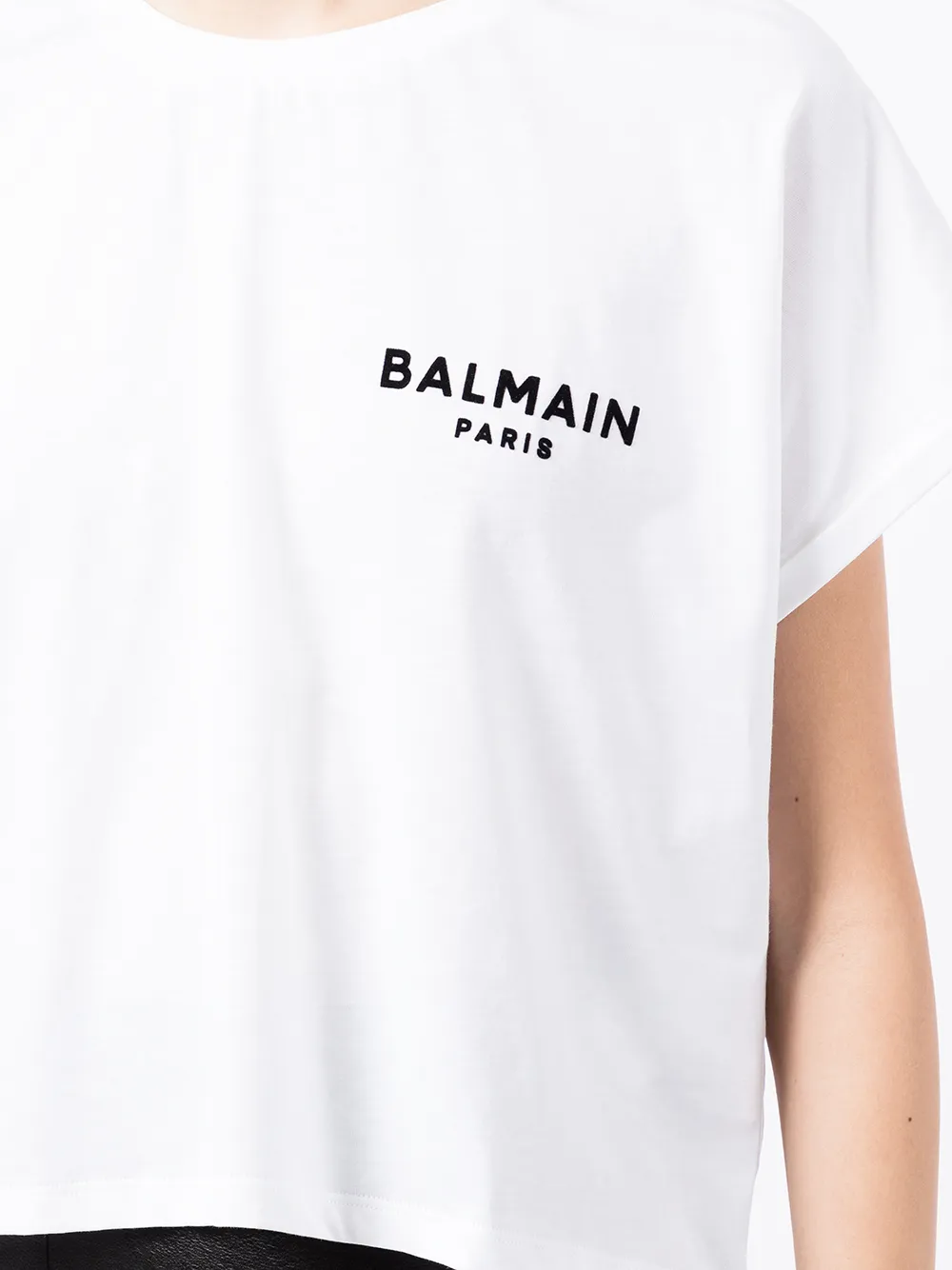 фото Balmain укороченная футболка с логотипом