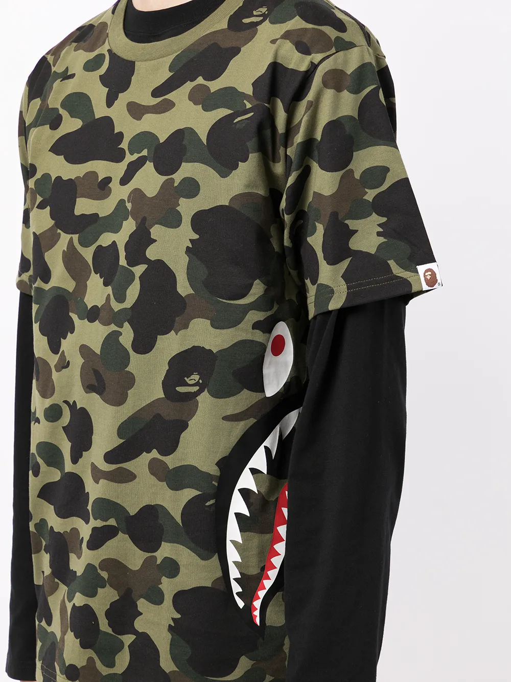 фото A bathing ape® футболка с графичным принтом