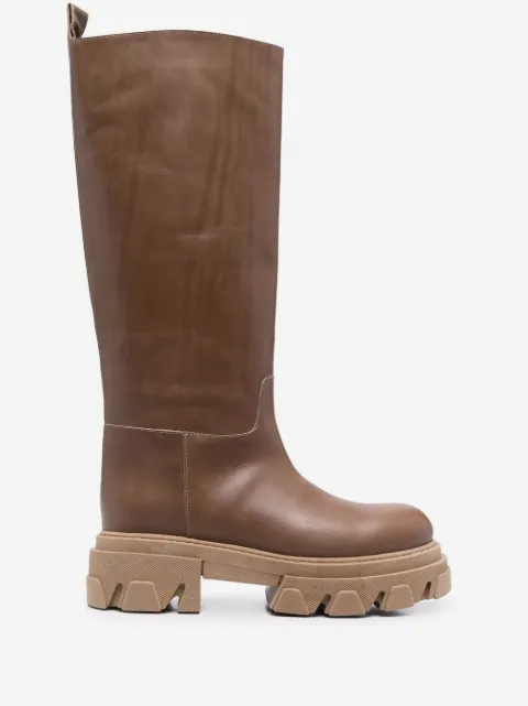 P.A.R.O.S.H. botas con suela dentada