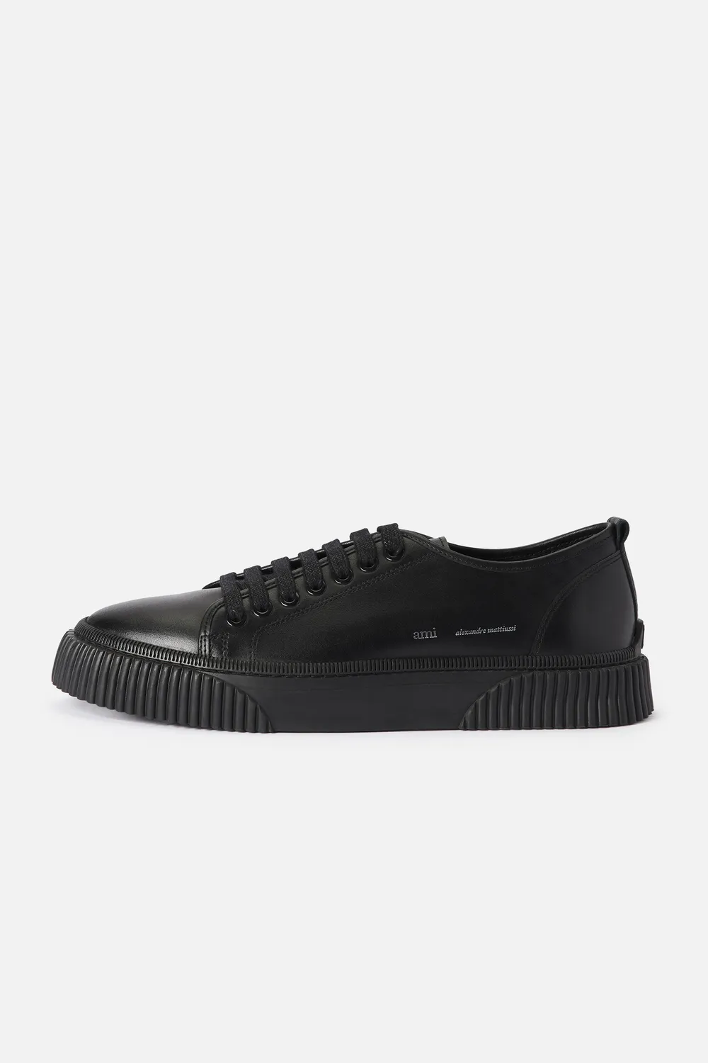 ami low top trainers