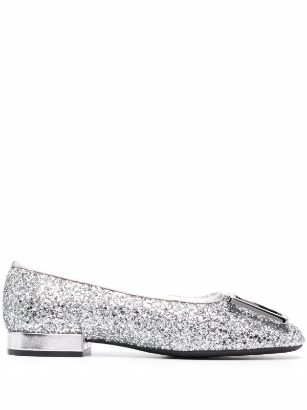 フェラガモ　フラットシューズ シルバー Ferragamo ロゴ フラットシューズ | シルバートーン | FARFETCH JP