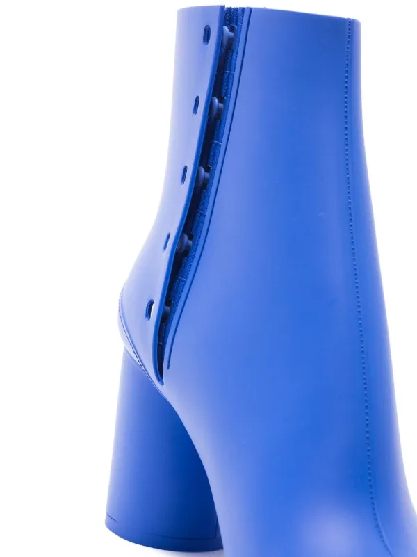 Maison Margiela Tabi side-button Detail 