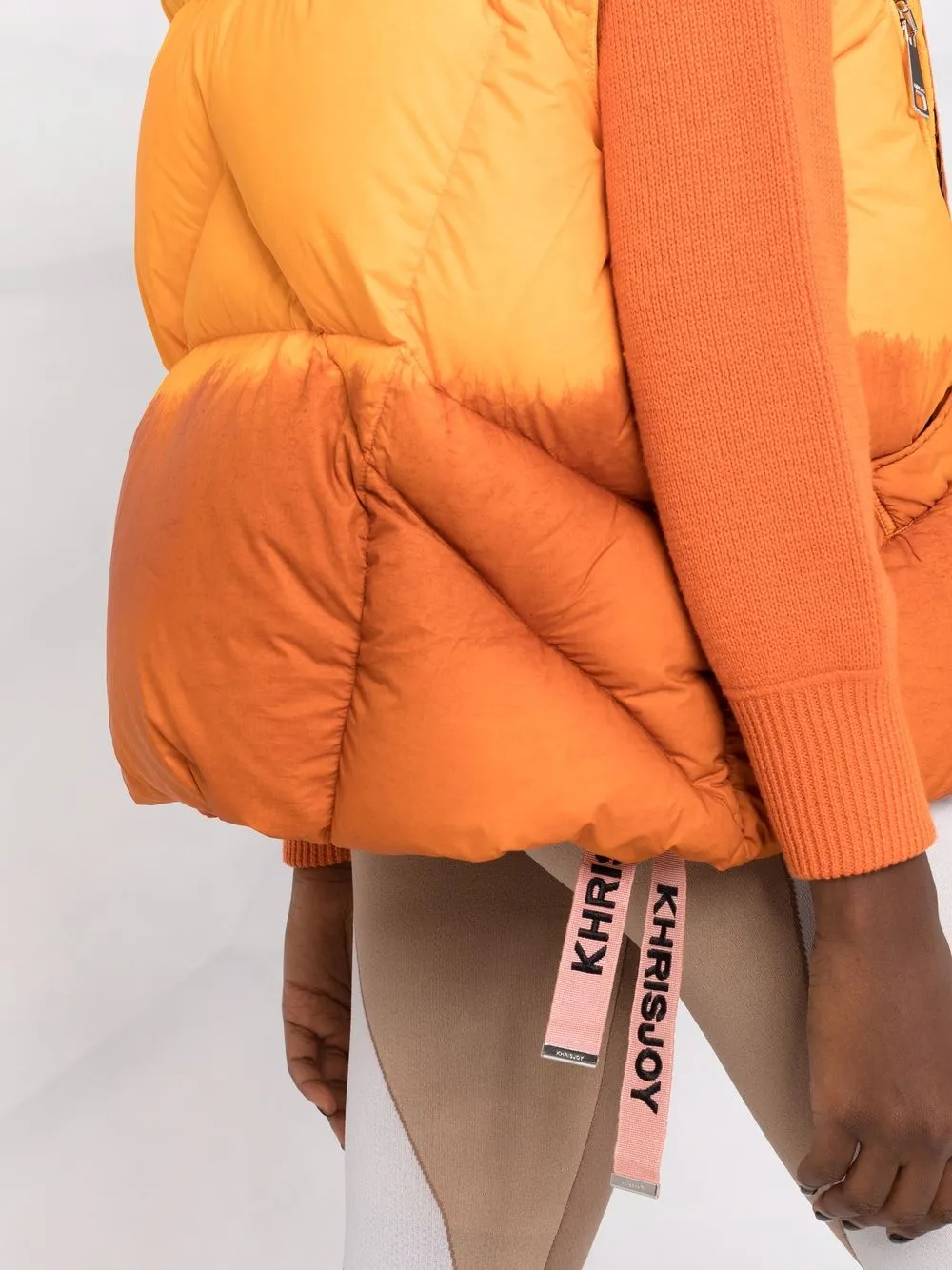 фото Khrisjoy жилет с капюшоном