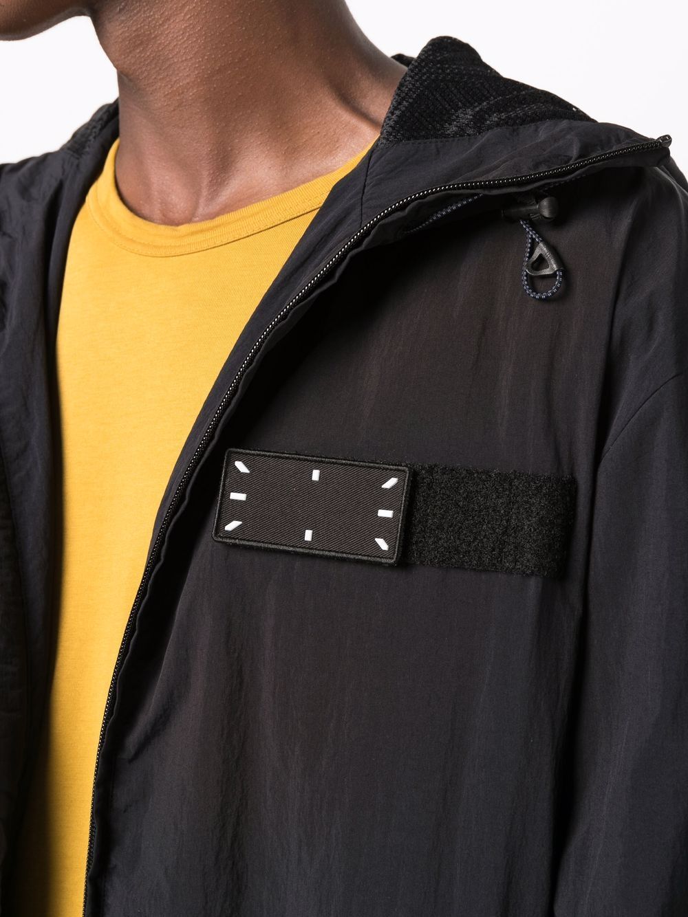 фото Mcq куртка с капюшоном и нашивкой-логотипом