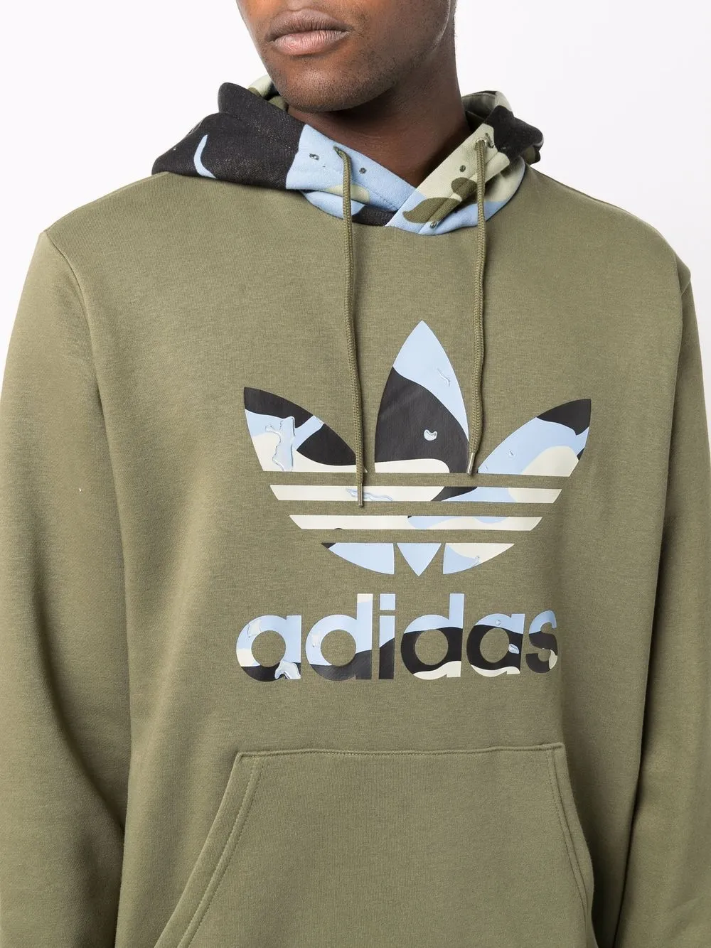 фото Adidas худи с логотипом