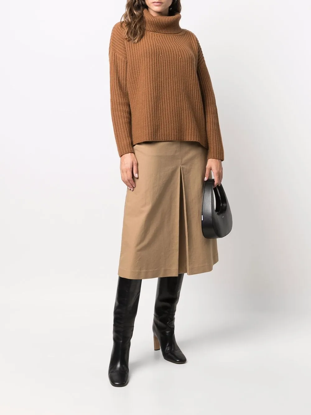 Image 2 of Allude loose-fit roll-neck jumper