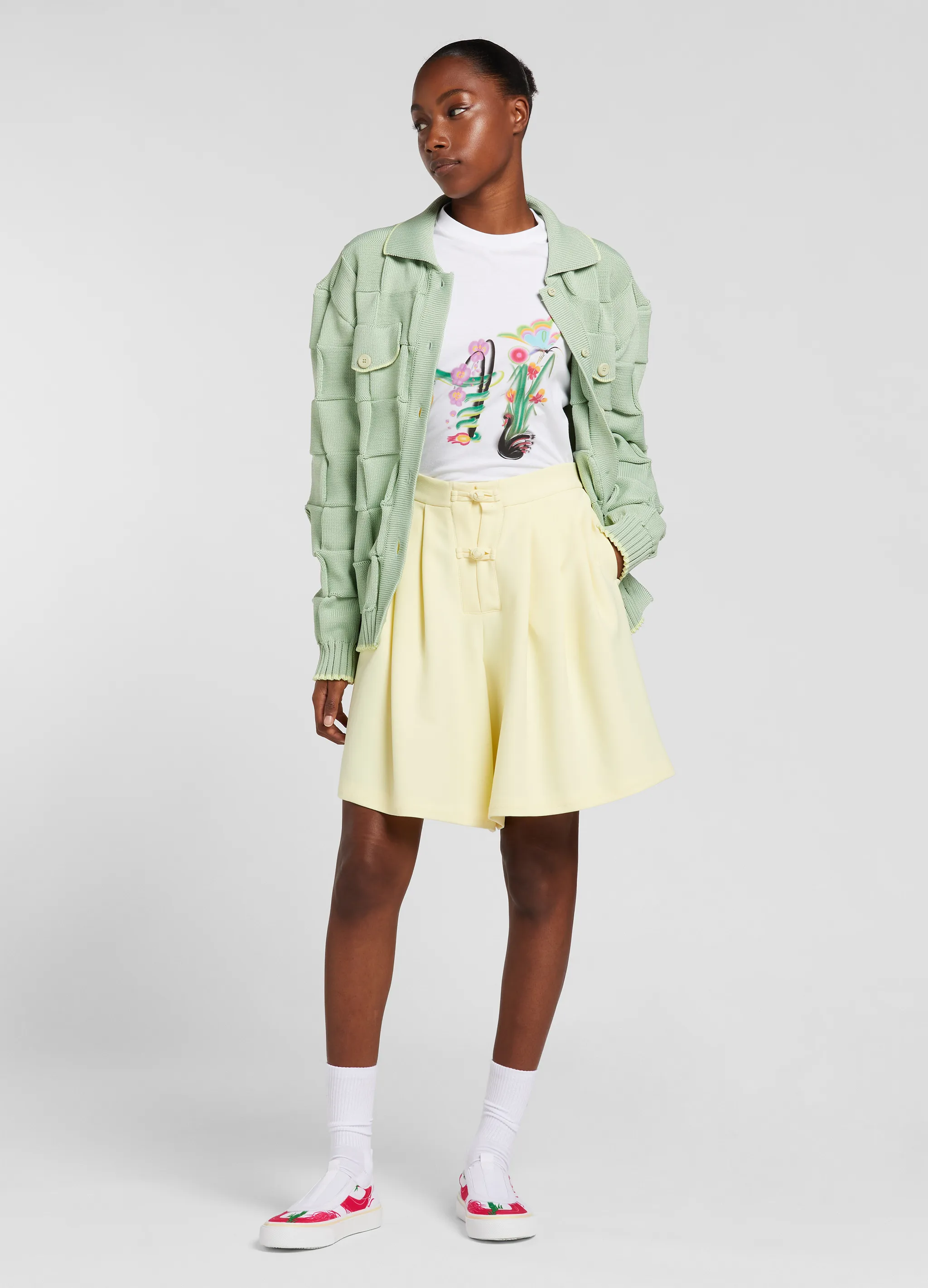 TAILORING PLEATED SHORTS