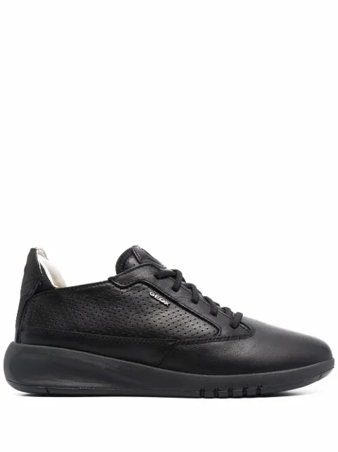 Geox tenis bajos con agujetas