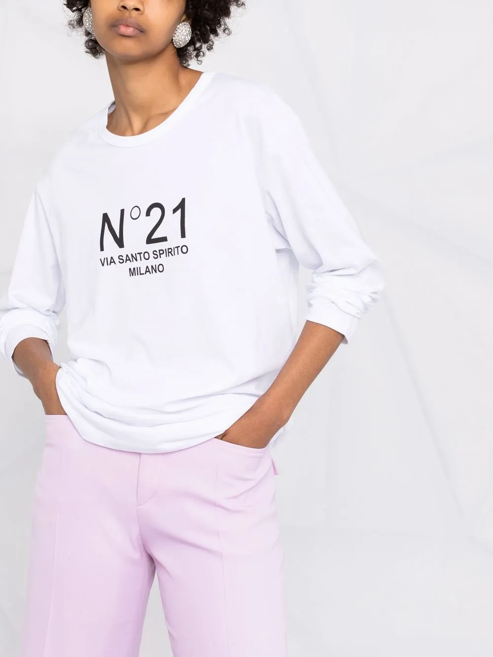 фото Nº21 футболка с длинными рукавами и логотипом