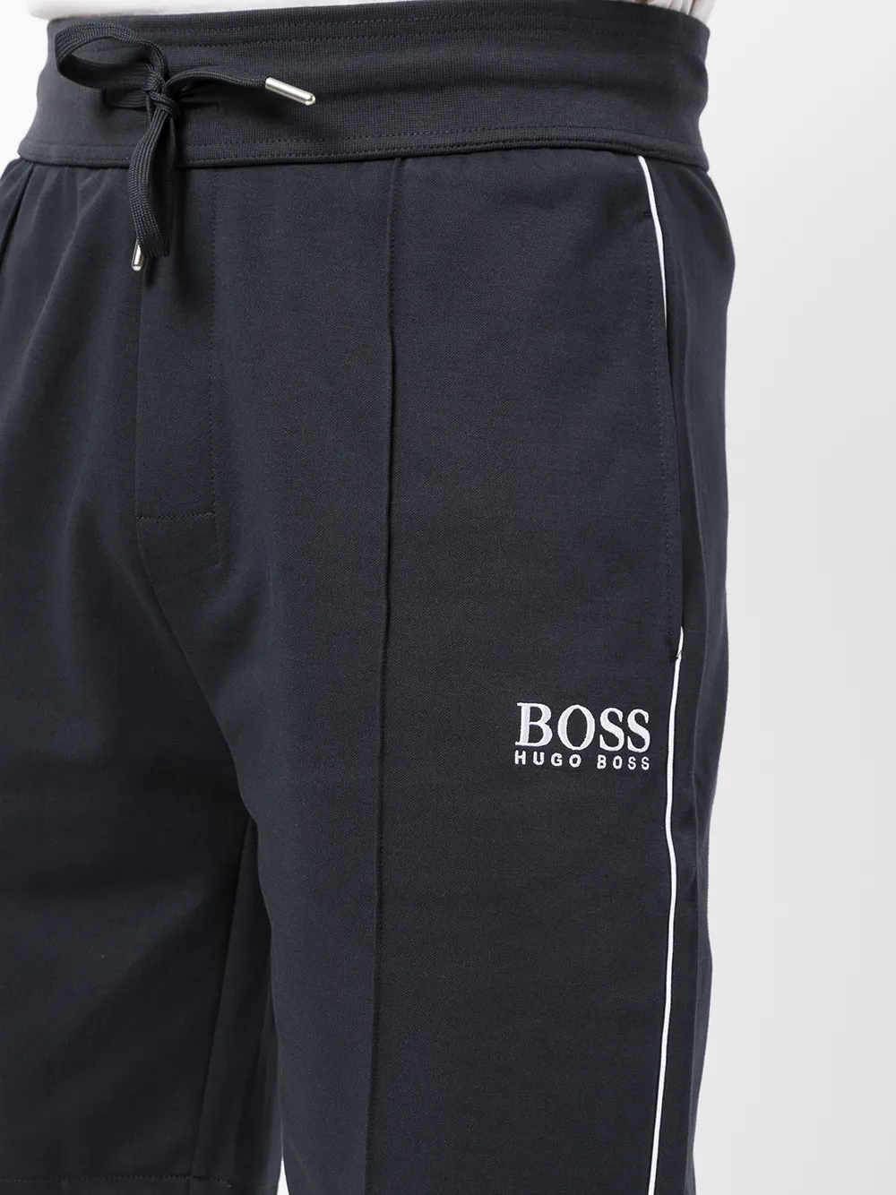 фото Boss шорты с кулиской и кантом