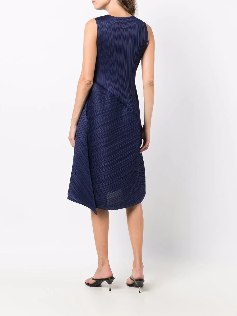 фото Pleats please issey miyake платье без рукавов с плиссировкой