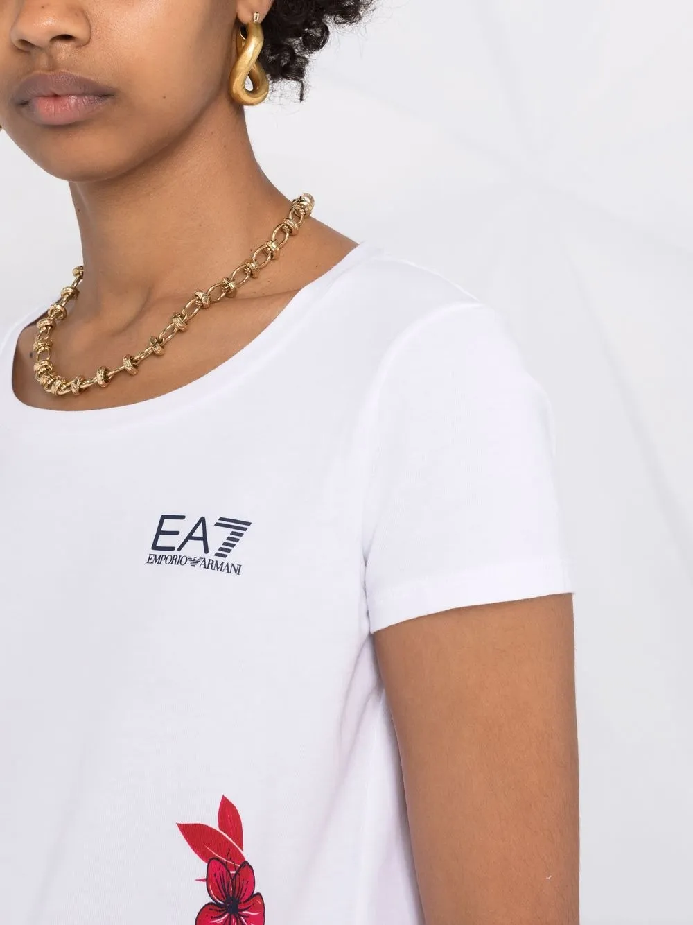 фото Ea7 emporio armani футболка с короткими рукавами и цветочным принтом