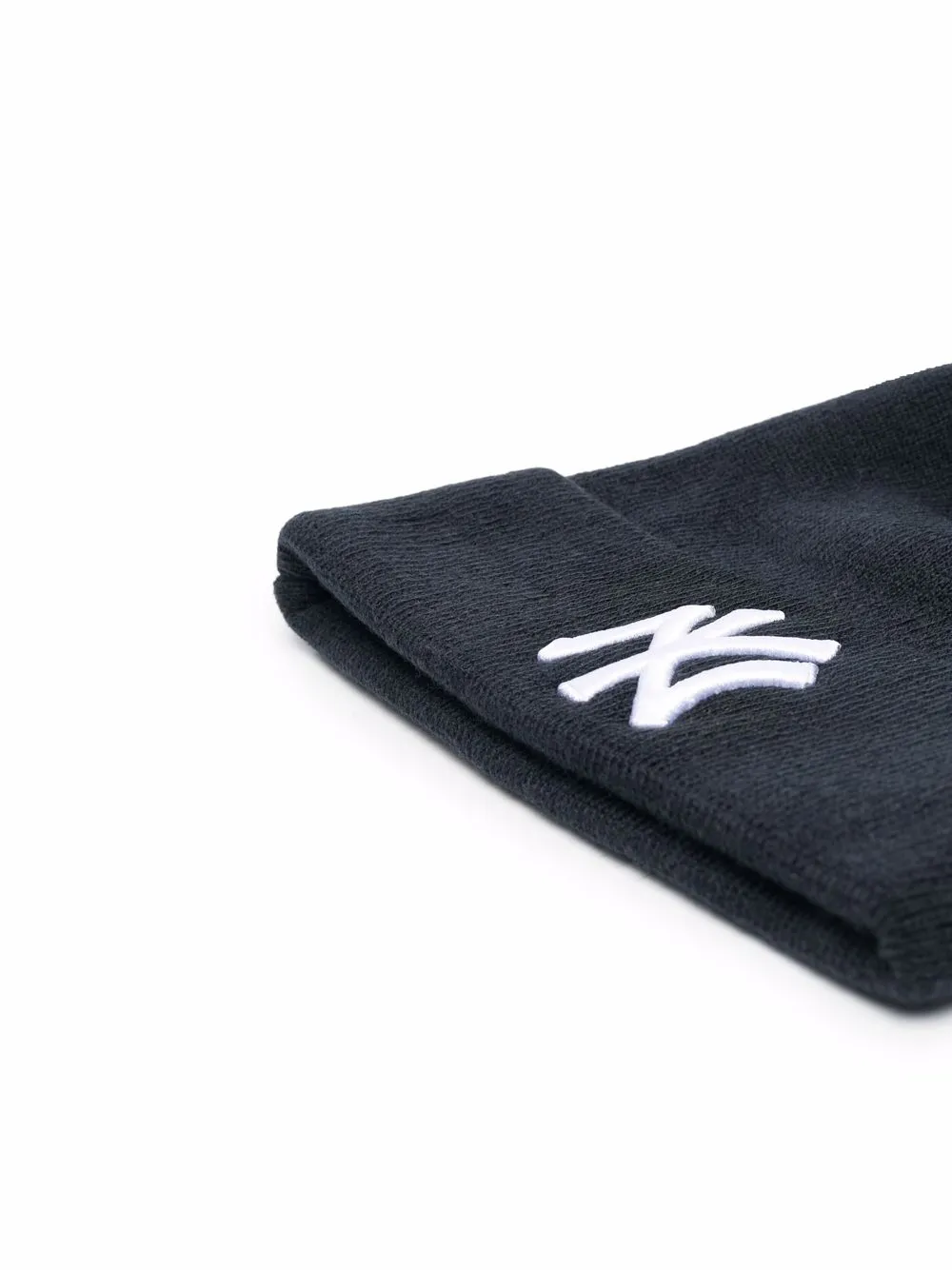 фото New era cap шапка бини с вышитым логотипом