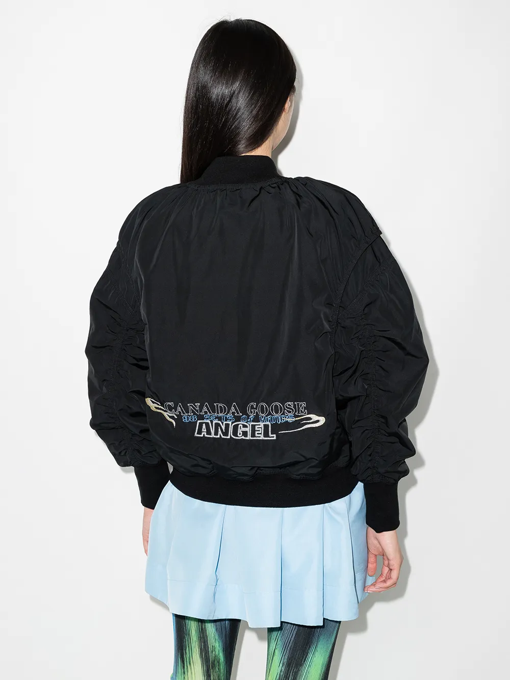 фото Canada goose бомбер huli из коллаборации с angel chen