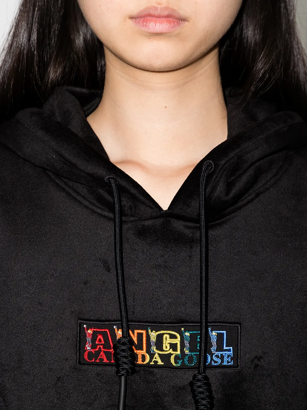 фото Canada goose укороченное худи dala из коллаборации с angel chen