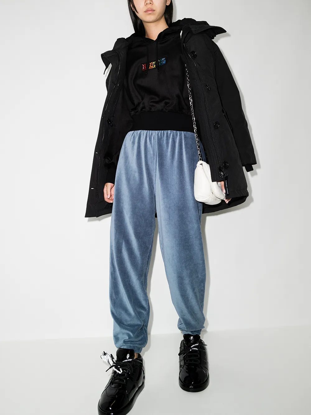 фото Canada goose укороченное худи dala из коллаборации с angel chen
