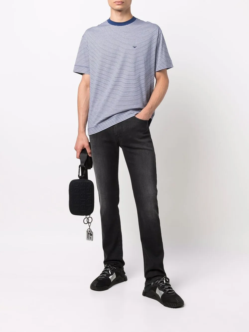 фото Emporio armani джинсы кроя слим