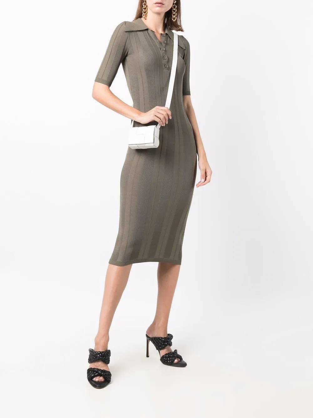 фото Bottega veneta мини-сумка cassette