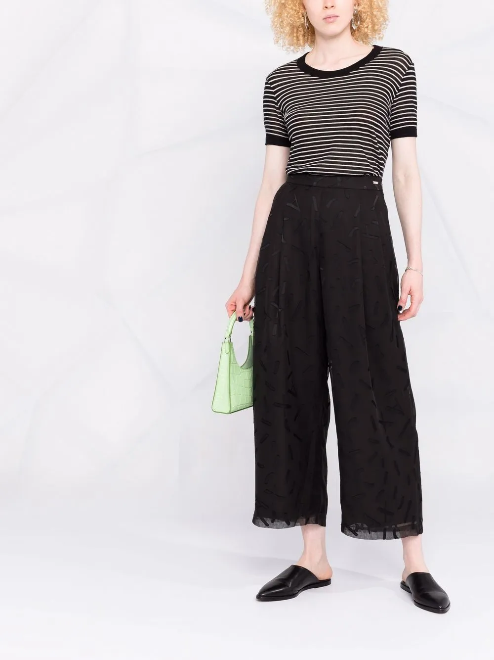 фото Armani exchange брюки с монограммой