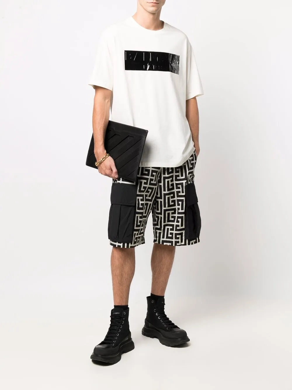 Balmain Shorts met monogramprint - Zwart