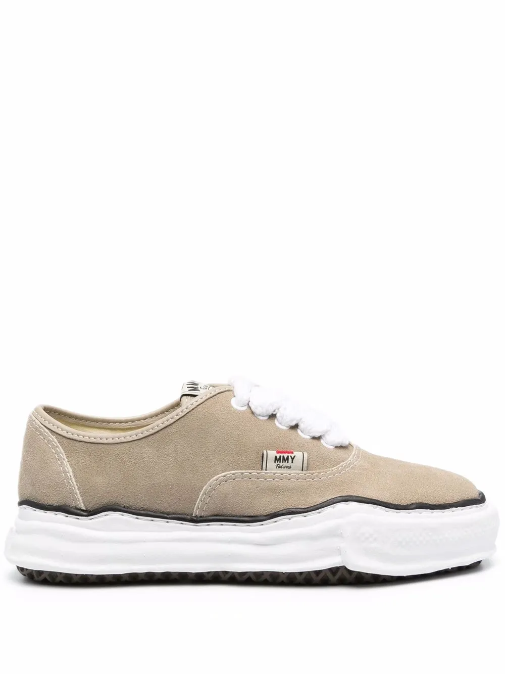 

Maison Mihara Yasuhiro tenis con parche del logo - Neutro