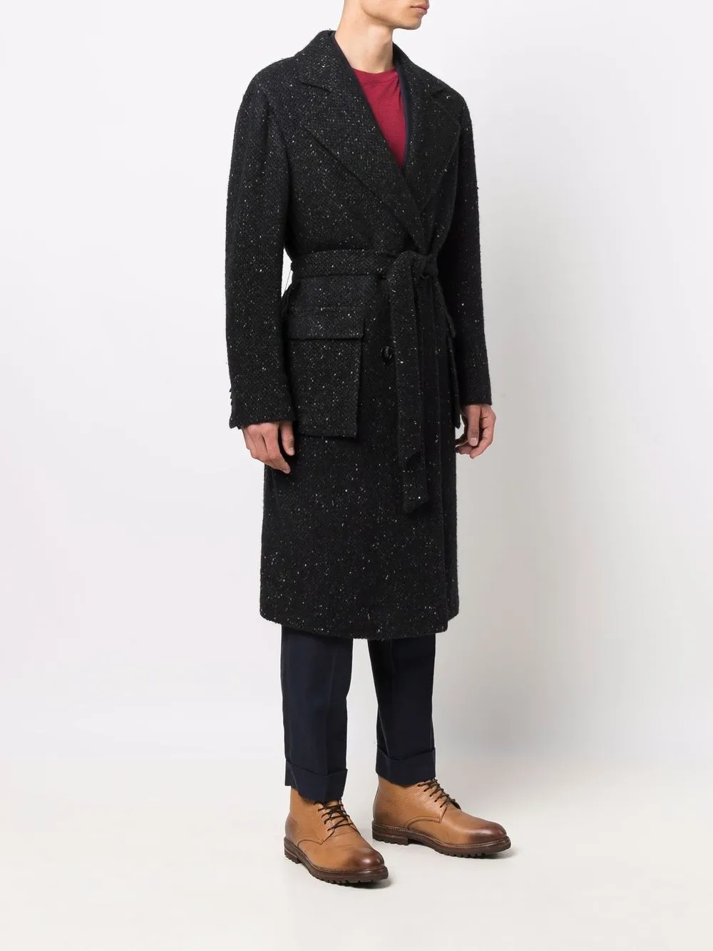 фото Kiton пальто с поясом и заостренными лацканами