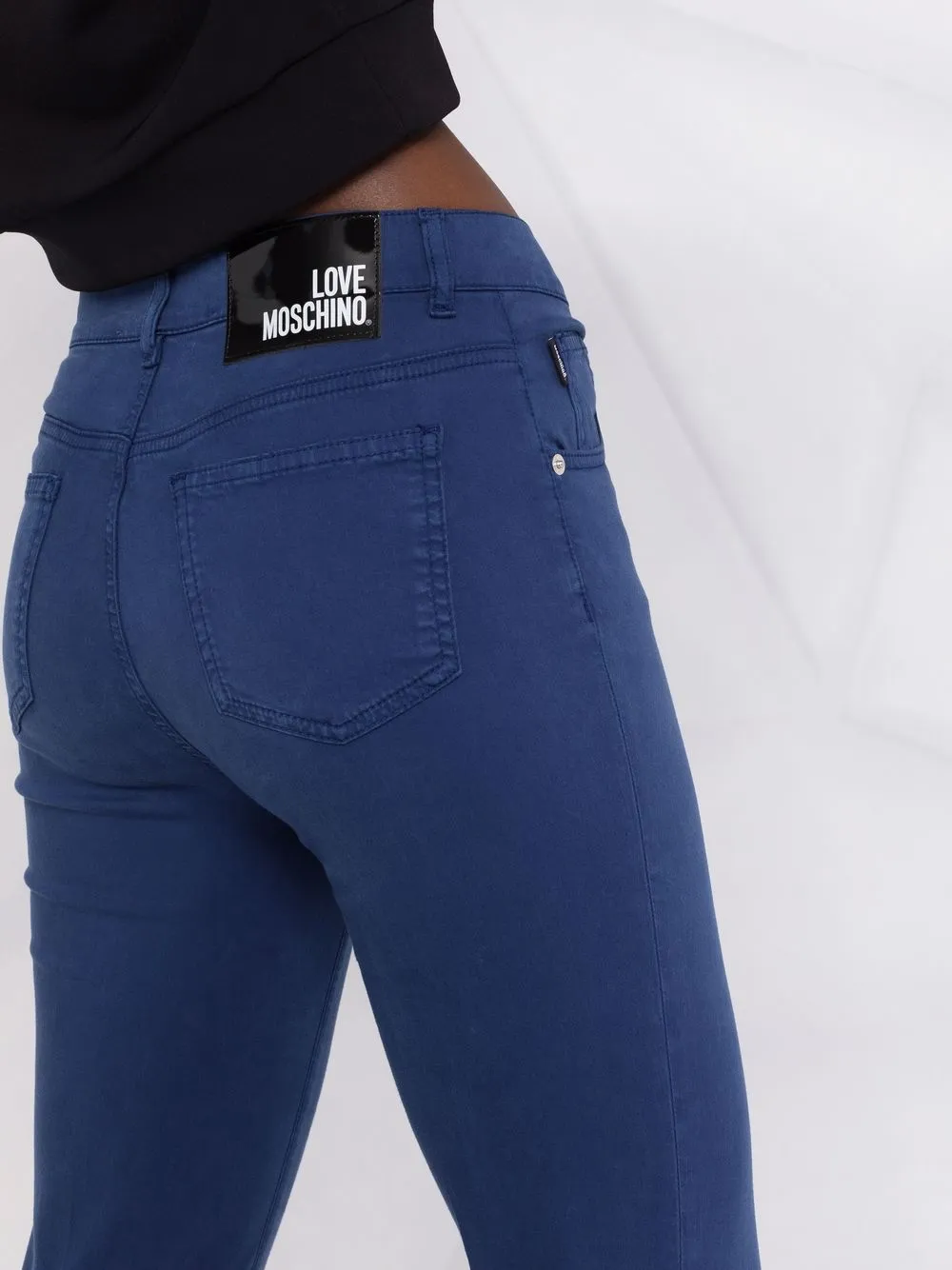 фото Love moschino расклешенные брюки с завышенной талией