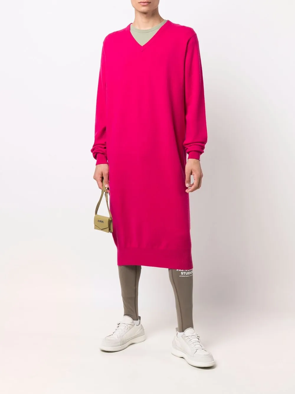 фото Extreme cashmere кашемировое платье-джемпер с v-образным вырезом