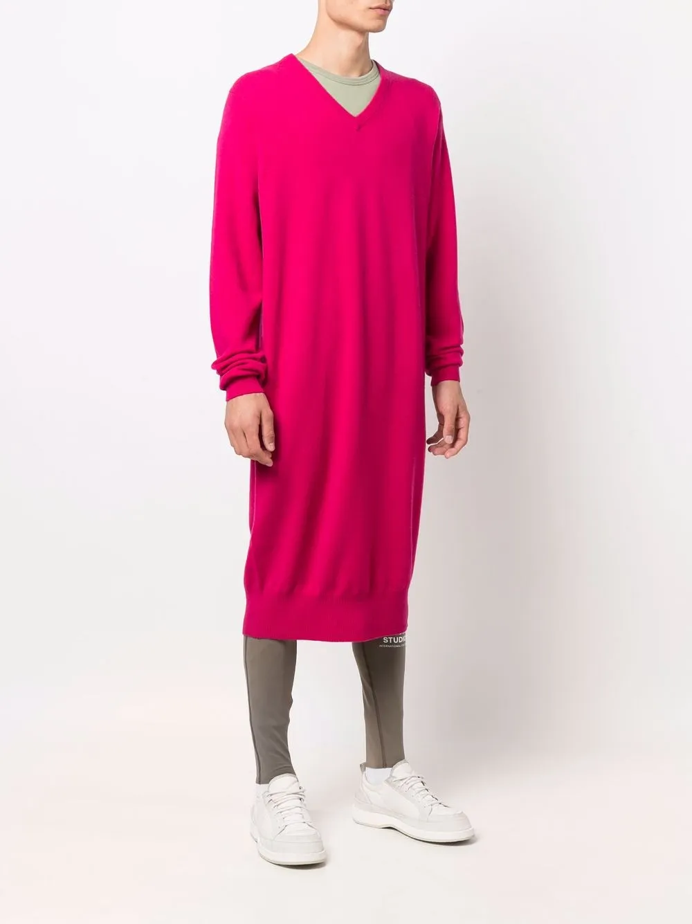 фото Extreme cashmere кашемировое платье-джемпер с v-образным вырезом