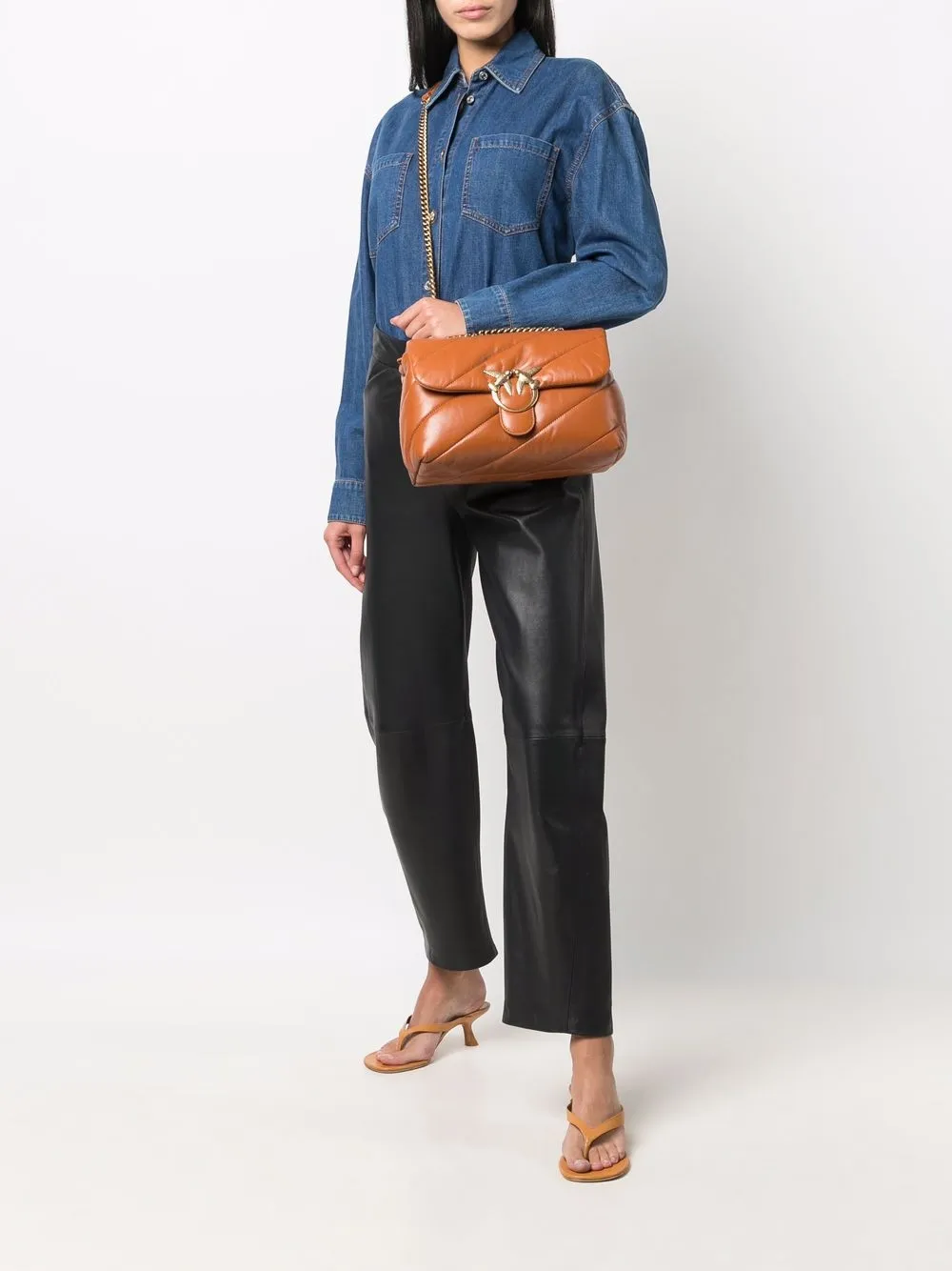 фото Pinko стеганая сумка на плечо love