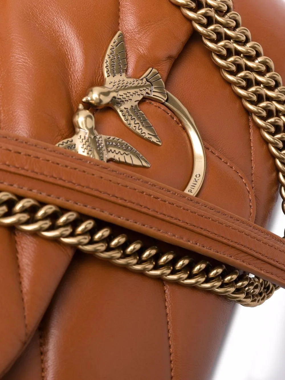 фото Pinko стеганая сумка на плечо love