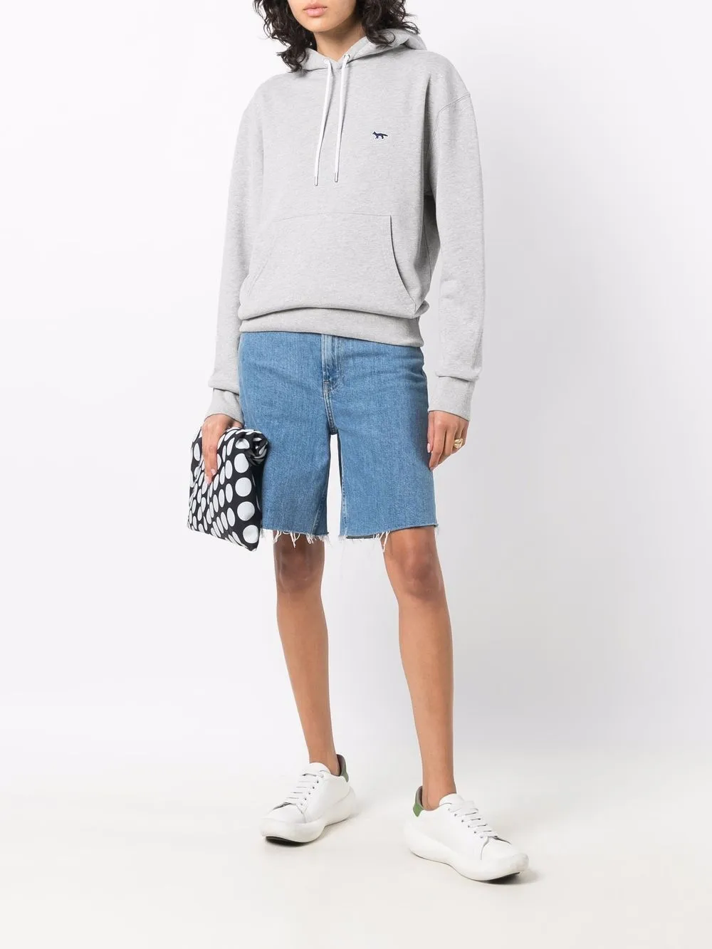 фото Maison kitsuné худи с вышитым логотипом