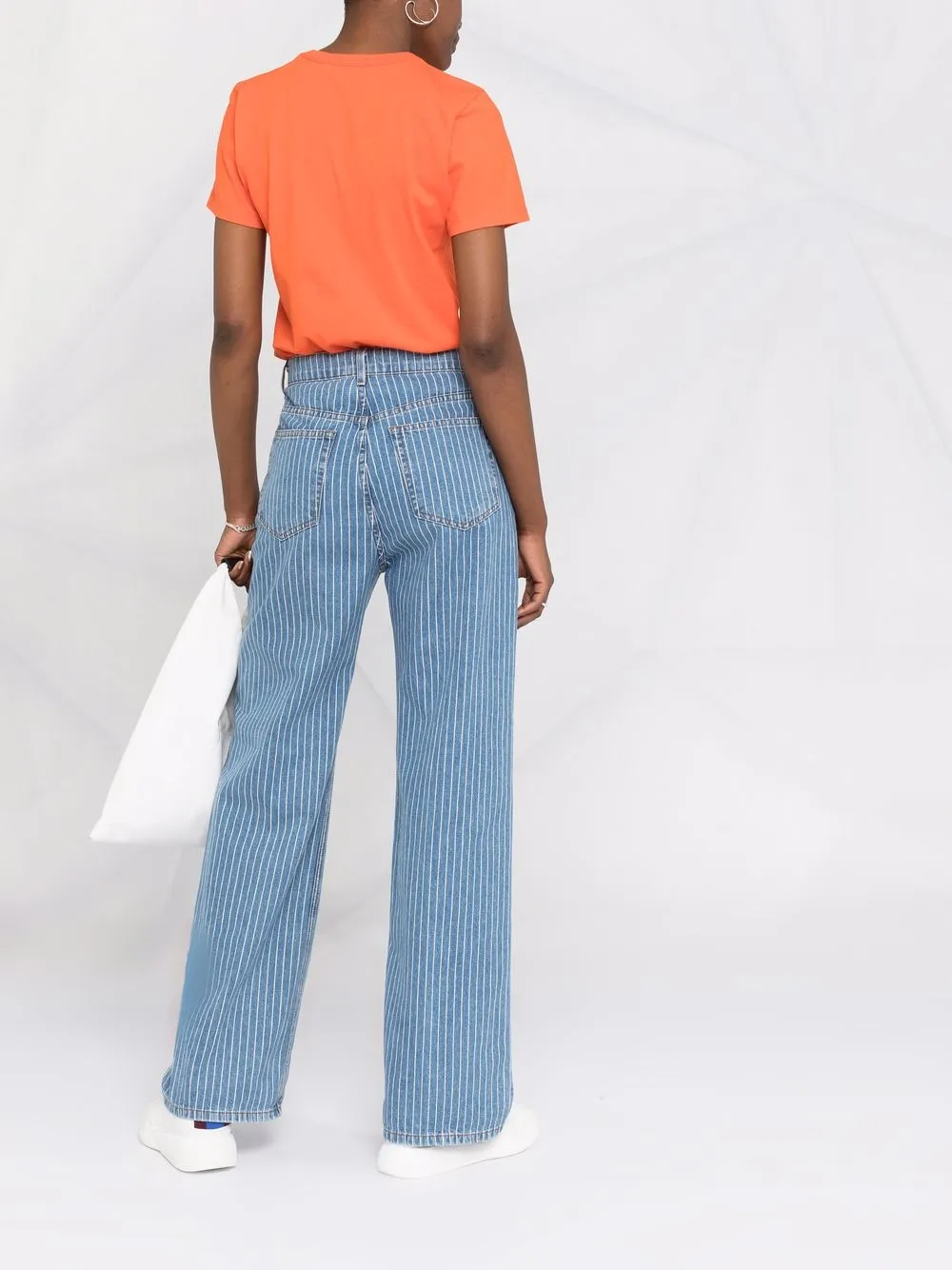 фото Maison kitsuné футболка с нашивкой