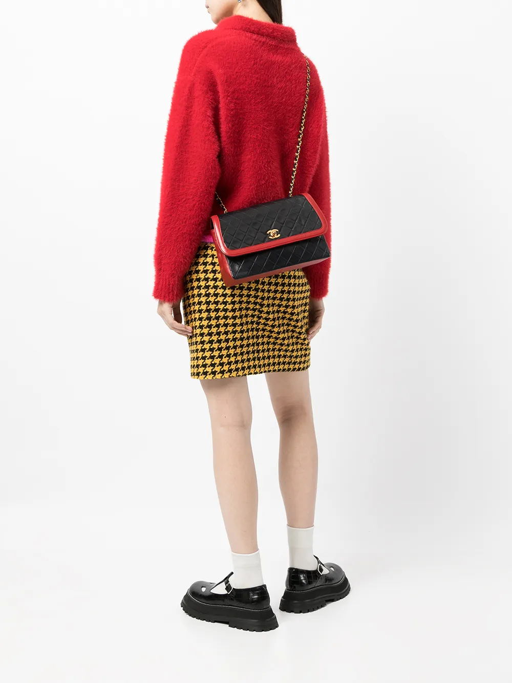 фото Chanel pre-owned стеганая сумка на плечо 1990-х годов с логотипом cc